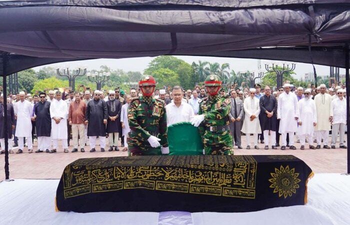 সাবেক প্রতিমন্ত্রী মিজানুর রহমানের জানাজায় প্রধানমন্ত্রী