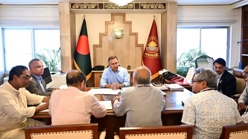 দেশীয় প্রযুক্তিতে অ্যাম্বুলেন্স তৈরি নিয়ে বৈঠকে প্রধানমন্ত্রী