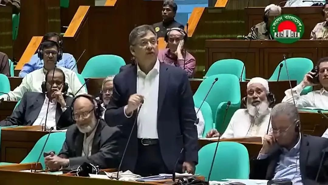 প্রকৃত মালিকদের হাতে শেয়ার ফেরত দেওয়া হবে : স্বরাষ্ট্রমন্ত্রী