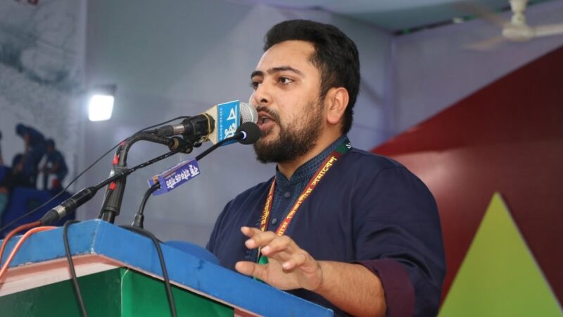 ‘সরকার স্বৈরতন্ত্রের পথে হাঁটলে জনগণকে গণ-অভ্যুত্থানের পথে হাঁটতে হবে’