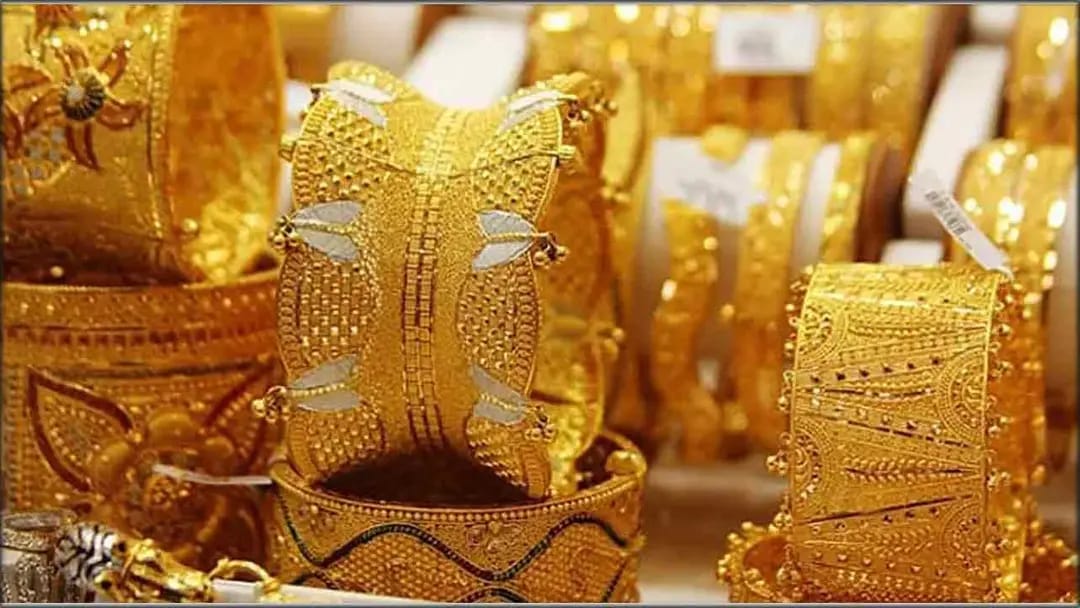 সোনার দাম ভরিতে আরও কমলো ৪ হাজার ৩৭৪ টাকা