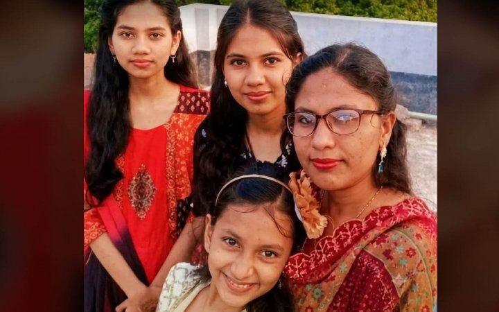 প্রত্যেকের শরীরে ধারালো অস্ত্রের একাধিক আঘাত