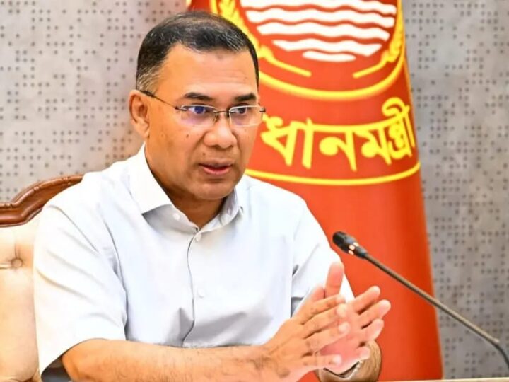 পরাধীন, পরাভূত জাতির ভাগ্যাকাশে কবি নজরুলের আবির্ভাব আলোকবর্তিকার মতো