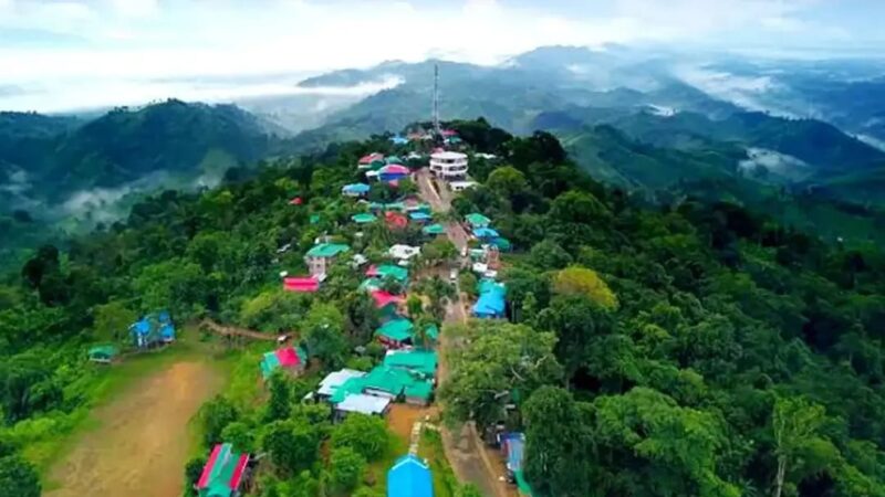 সাজেকে আটকা ৫ শতাধিক পর্যটক, রিসোর্ট ভাড়া নিচ্ছেন না মালিকরা
