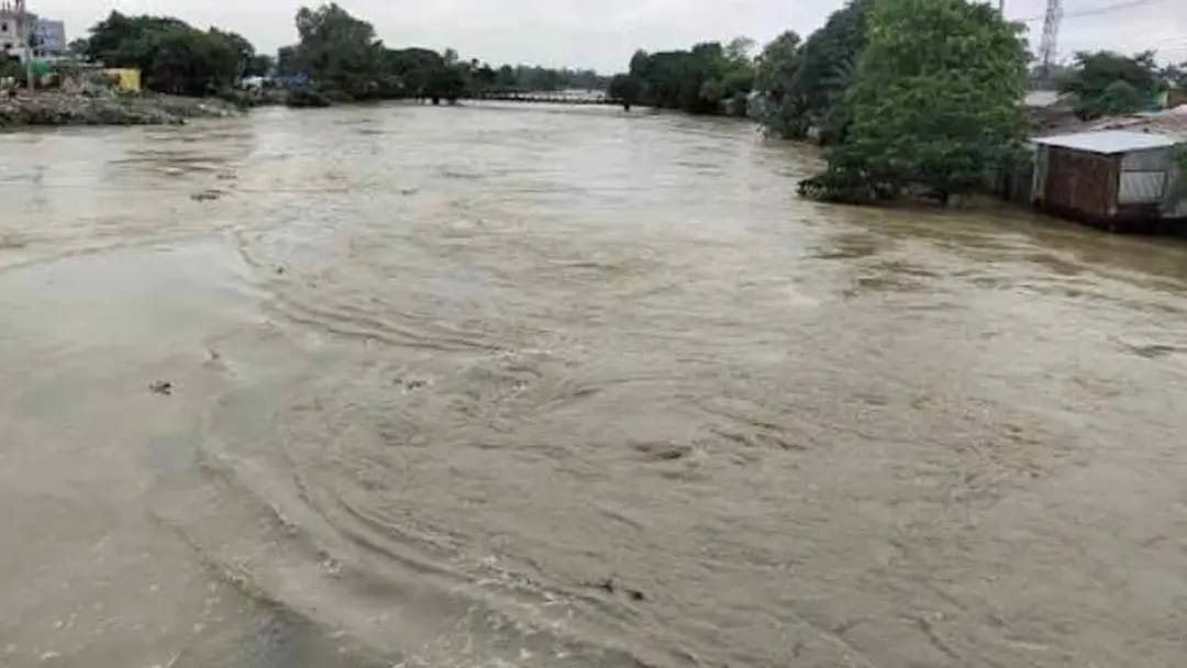 বিপৎসীমার ওপরে ৬ নদীর পানি, বাড়ছে উদ্বেগ