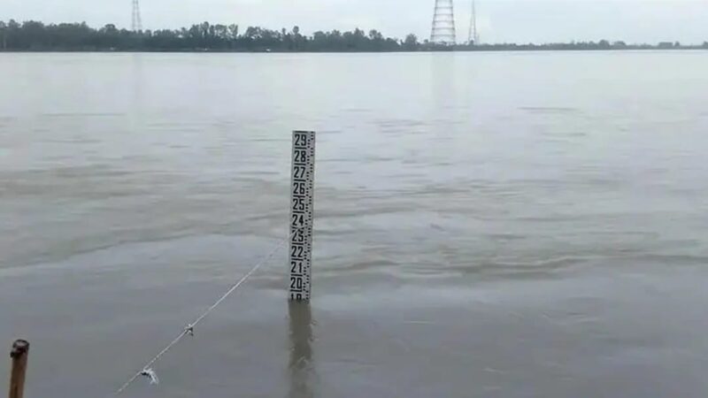তিস্তার পানি বেড়ে বিপৎসীমার ছুঁই ছুঁই