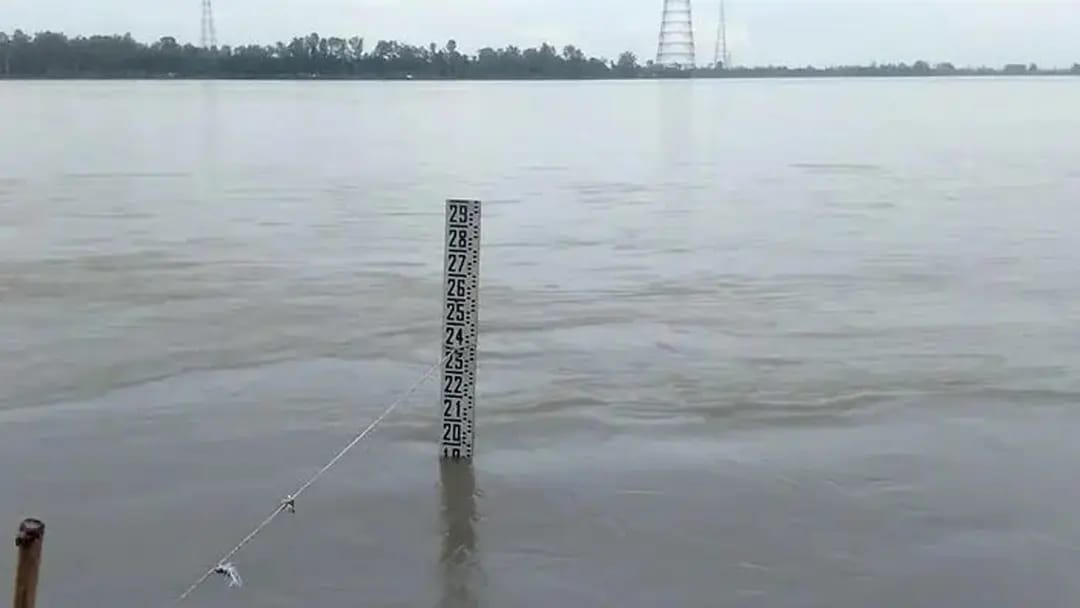 তিস্তার পানি বেড়ে বিপৎসীমার ছুঁই ছুঁই