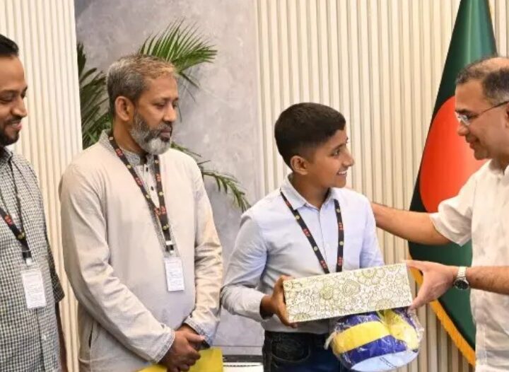 মাইলস্টোনে বোন হারানো তাহসিনের হাসির গল্প ছুঁয়েছে প্রধানমন্ত্রীকে