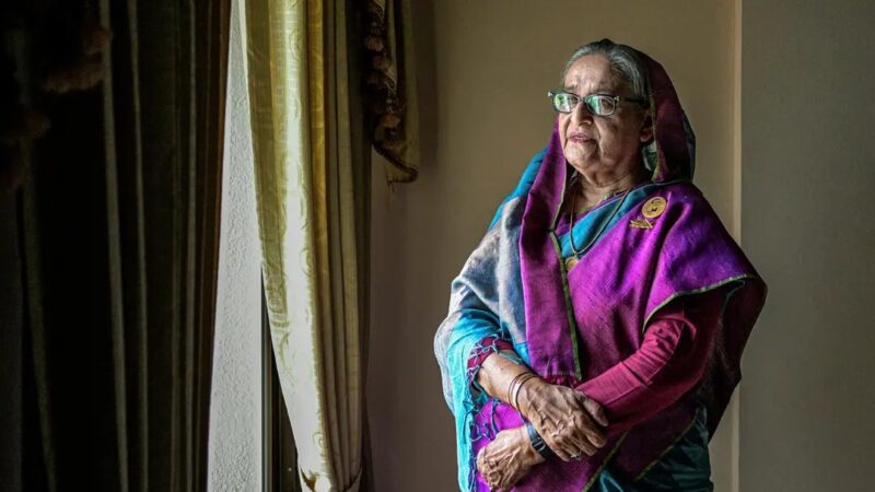 শেখ হাসিনাকে ফেরত পাঠানোর অনুরোধ খতিয়ে দেখছে ভারত