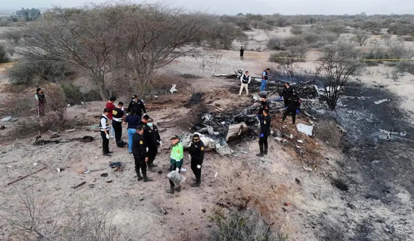 পেরুতে যাত্রীবাহী বিমান বিধ্বস্ত, নিহত ১৩