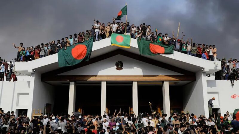 কারফিউ ভেঙে রাজপথে কোটি ছাত্র-জনতা, ৫ আগস্ট বদলে যায় বাংলাদেশ