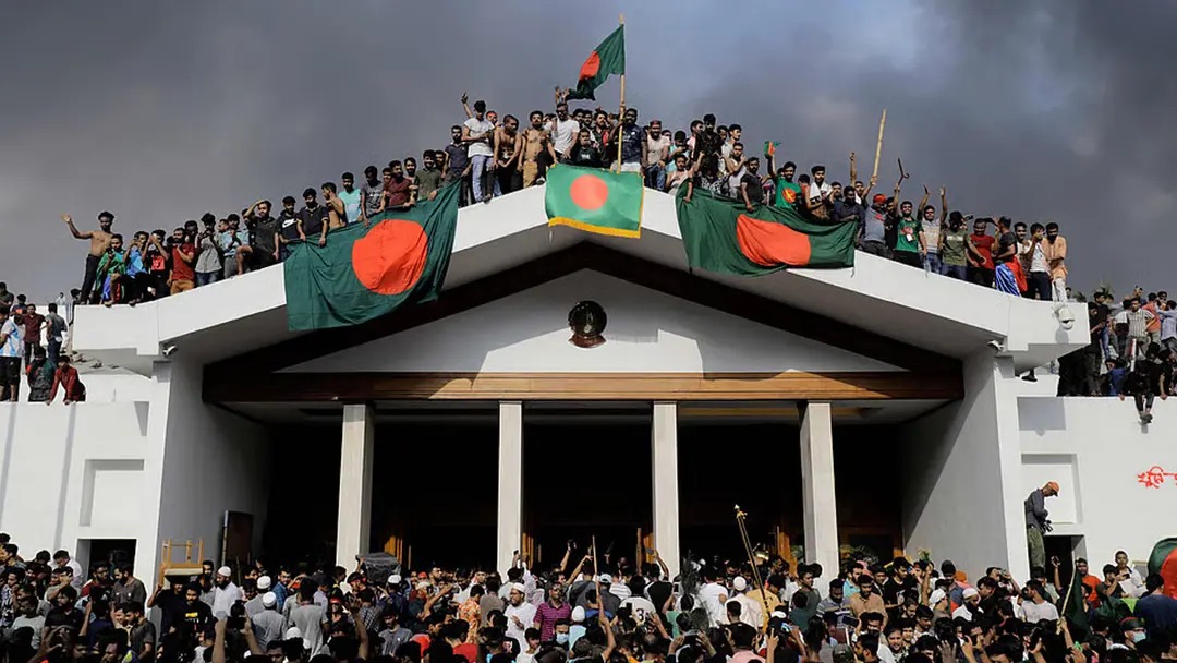 কারফিউ ভেঙে রাজপথে কোটি ছাত্র-জনতা, ৫ আগস্ট বদলে যায় বাংলাদেশ