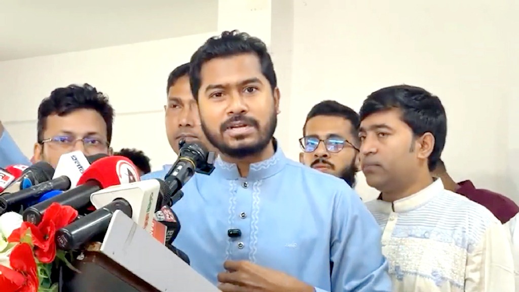এমপি-মন্ত্রীদের বেতন কত হওয়া উচিত জানালেন প্রতিমন্ত্রী নুর