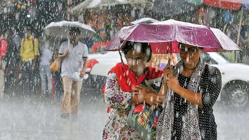 দেশজুড়ে ৫ দিন বৃষ্টির পূর্বাভাস, কোথাও ভারী বর্ষণের সম্ভাবনা