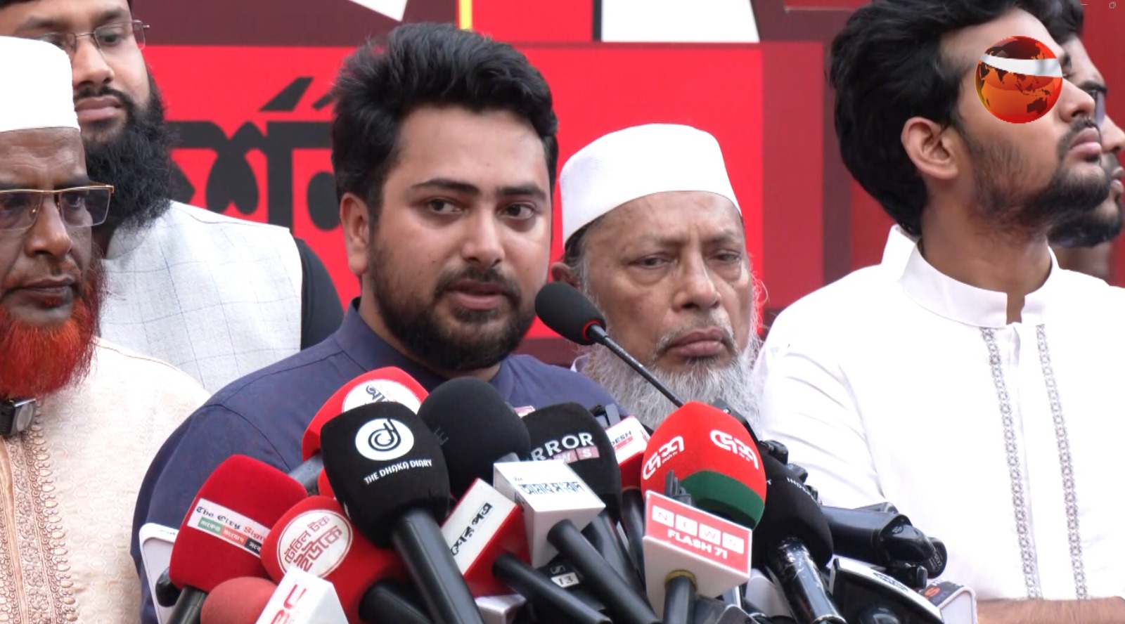 গণভোটের অধিকার চুরি করেছে সরকার: নাহিদ ইসলাম