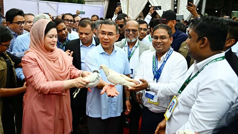 চিকিৎসক সমাবেশের উদ্বোধন করলেন প্রধানমন্ত্রী তারেক রহমান