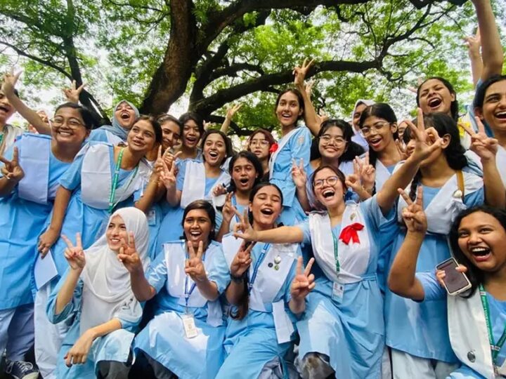 এসএসসি-সমমান পরীক্ষায় জিপিএ-৫ এ বড় ধস, কমলো ২২ হাজার ৩৫৬