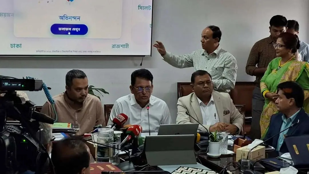 মন খুলে গান গাওয়া যায়, নাম্বার দেওয়া যায় না: শিক্ষামন্ত্রী