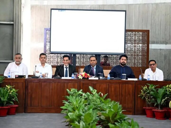 দলের সিদ্ধান্তের বাইরে এমপিরা ভোট দিলে সদস্যপদ বাতিল : চিফ হুইপ