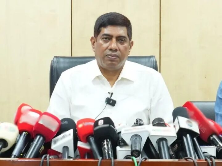 প্রধানমন্ত্রীর খালাতো ভাইয়ের সোয়া কোটি টাকা ছিনতাই, যা বললো ডিবি