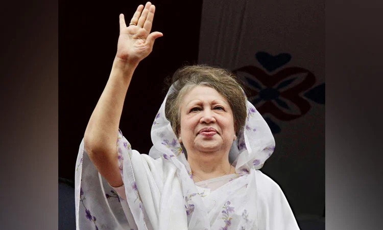 খালেদা জিয়া: গৃহবধূ থেকে তিনবারের প্রধানমন্ত্রী