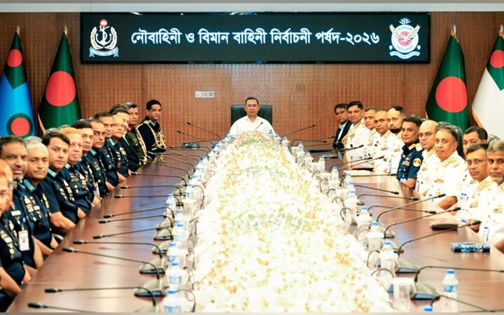 দক্ষতা-যোগ্যতার ভিত্তিতে সশস্ত্র বাহিনীতে পদোন্নতির নির্দেশ প্রধানমন্ত্রীর