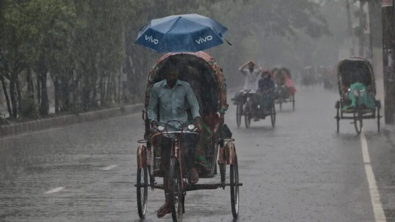 সাগরে সুস্পষ্ট লঘুচাপ, পাঁচ দিনই বৃষ্টির সম্ভাবনা
