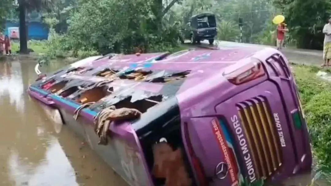 মহাসড়কে স্লিপার বাস চালানো যাবে না: হাইকোর্ট