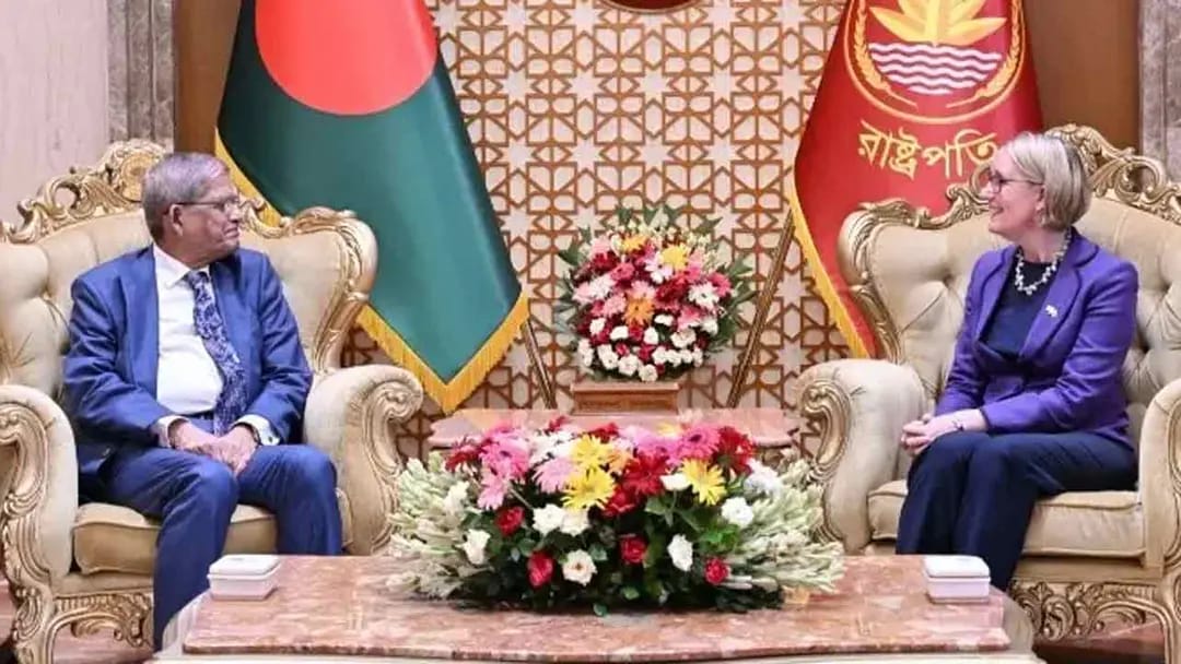 শিক্ষা-প্রযুক্তিতে যুক্তরাজ্যের সহযোগিতা বাড়ানোর আহ্বান রাষ্ট্রপতির