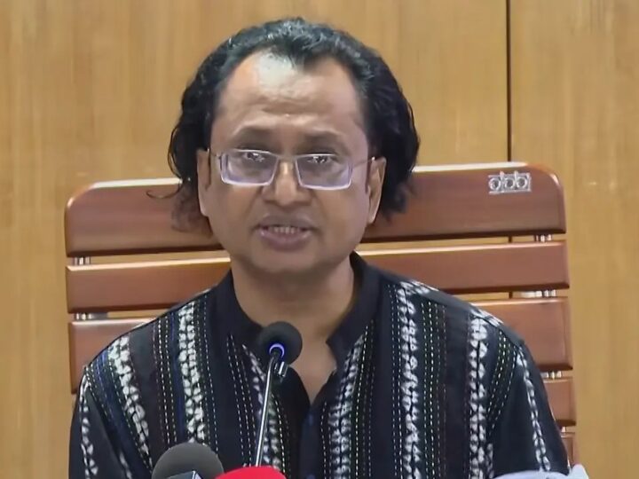 ড. ইউনূসের প্রতি সরকারের অনুরাগ-বিরাগ নেই: তথ্য উপদেষ্টা