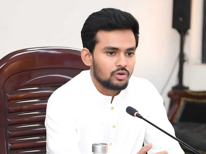 আসিফ মাহমুদের সম্পদ ও লেনদেনের তথ্য চেয়ে বিএফআইইউকে দুদকের চিঠি
