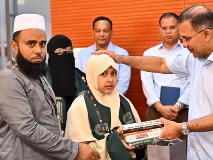 আপনারা যে পুরস্কারটা জিতে এসেছেন, এটা বাংলাদেশের সব মুসলমানের অর্জন: প্রধানমন্ত্রী