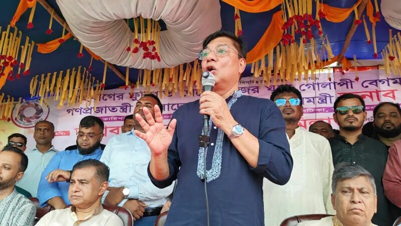 শেখ হাসিনা কালকেই আসুক, হাতকড়া নিয়ে রিসিভ করব : পর্যটনমন্ত্রী