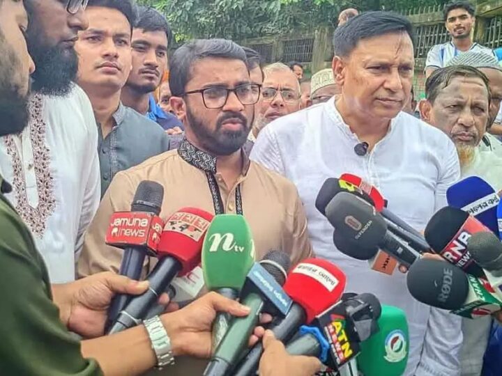লং মার্চের নামে আ.লীগকে মাঠে নামার সুযোগ দিলে ভালো ফল হবে না: রাশেদ খাঁন