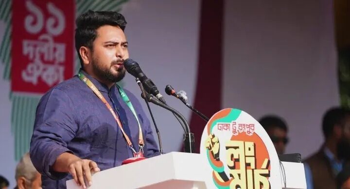তারেক রহমানকে ঠিক করতে হবে কীভাবে ক্ষমতা ছাড়বেন: নাহিদ ইসলাম