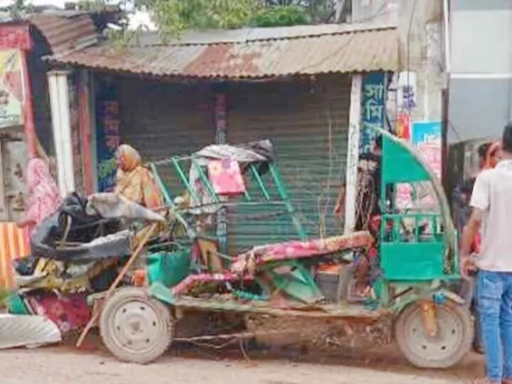 গাজীপুরে ট্রাক-অটোরিকশার সংঘর্ষে নিহত ৩
