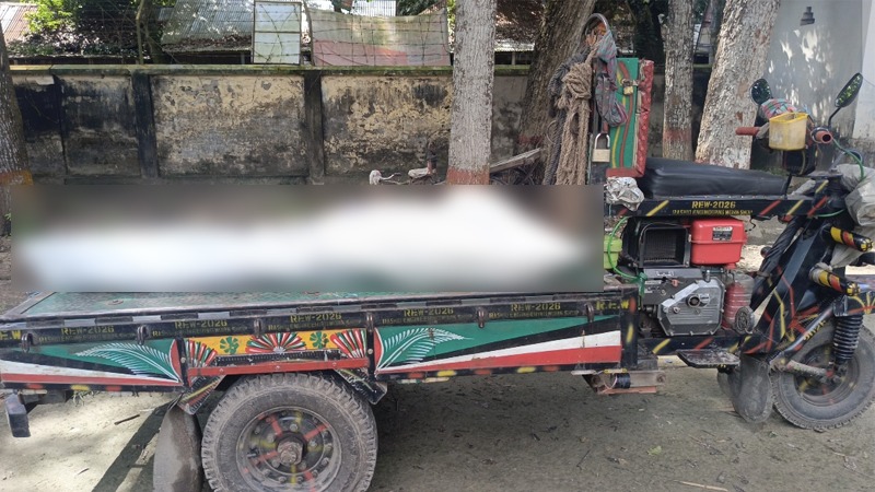 গরুর ঘরের পানি বের করা নিয়ে বিরোধ, ভাতিজার লাঠির আঘাতে চাচা নিহত