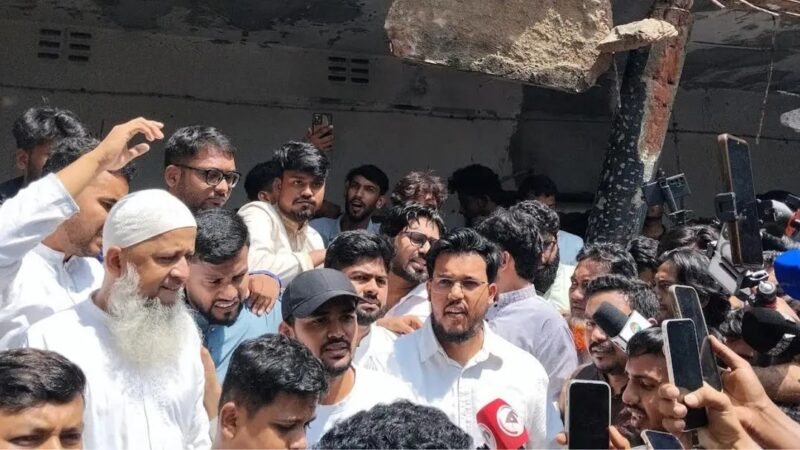 ব্যবসায়ীদের কাছ থেকে চাঁদাবাজির পর শিশুদের টিকাও লুট করেছে বিএনপি: আসিফ