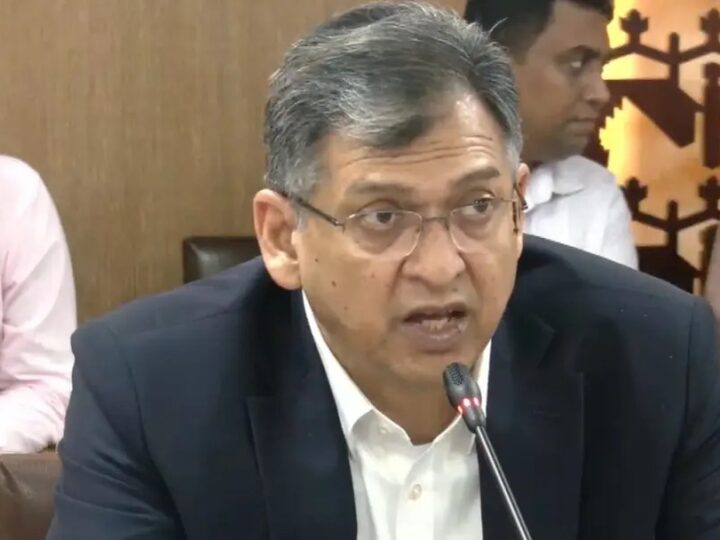 সাইবার সুরক্ষা আইনে সাংবাদিক গ্রেপ্তারে আদালতের অনুমতির প্রস্তাব
