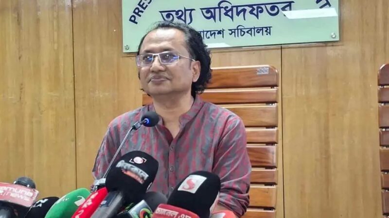 ‘টিকাকেন্দ্র ভাঙচুরের ঘটনায় সরকার বিব্রত, তদন্তের ভিত্তিতে ব্যবস্থা’