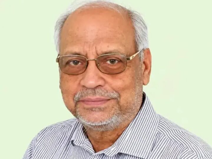 বিমানবন্দরে তর্ক-বিতর্ক: মেজর (অব.) আখতারুজ্জামান গ্রেপ্তার