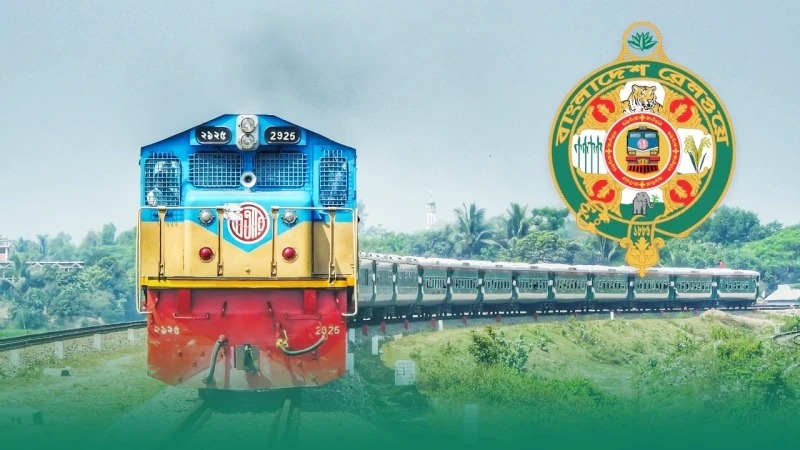অনুমোদিত মাধ্যম ছাড়া টিকিট কিনলে দায় নেবে না রেলওয়ে, যাত্রীদের সতর্কবার্তা