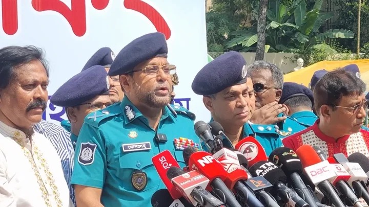 দুর্গাপূজায় সিসি ও বডি ক্যামেরায় নজরদারি, মাঠে থাকবেন ২১০০ পুলিশ সদস্য