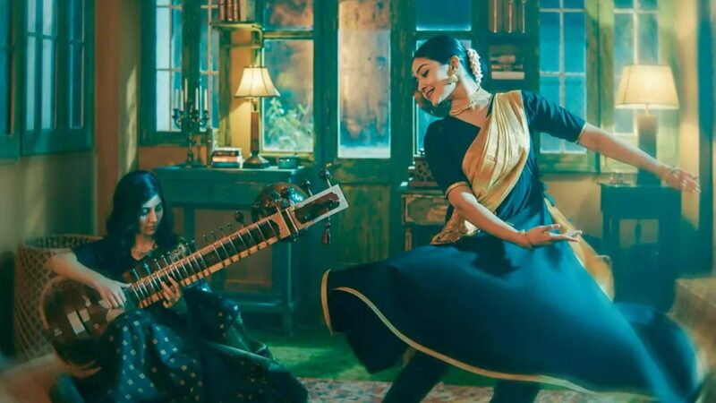 রেকর্ডিংয়ের এক ঘণ্টা আগে গানটির খবর পান সুতপা