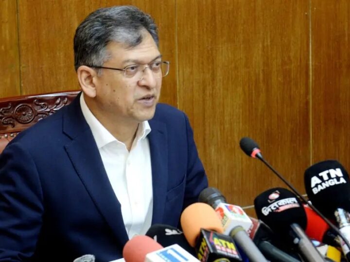 হাসিনার ফেরার গুঞ্জনে অস্থিরতা সৃষ্টির সুযোগ দেওয়া হবে না: স্বরাষ্ট্রমন্ত্রী