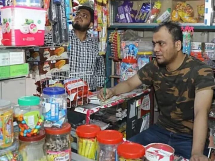 সাড়ে চার বছর পর জ্যেষ্ঠতাসহ দুদকের চাকরি ফিরে পাচ্ছেন শরীফ